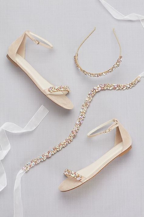 Fashion Sandals Flat, Wedding Shoes Sandals, Coral Sandals, Shoes Heels Classy, Fashion Shoes Sandals, Wedding Shoes Flats, Bridal Sandals, Bridal Shoes Flats, Wedding Shoes Heels