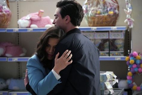 Superstore Aesthetic, Jonah Superstore, Sitcom Couples, Amy And Jonah, Jonah Simms, Superstore Tv Show, Superstore Tv, Mark Mckinney, Ben Feldman