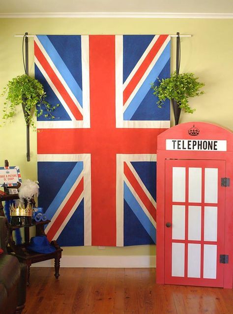 British Party Ideas, Jack Birthday Party Ideas, London Theme Parties, London Crafts, British Themed Parties, Paddington Bear Party, England Party, Coronation Party, Beatles Party