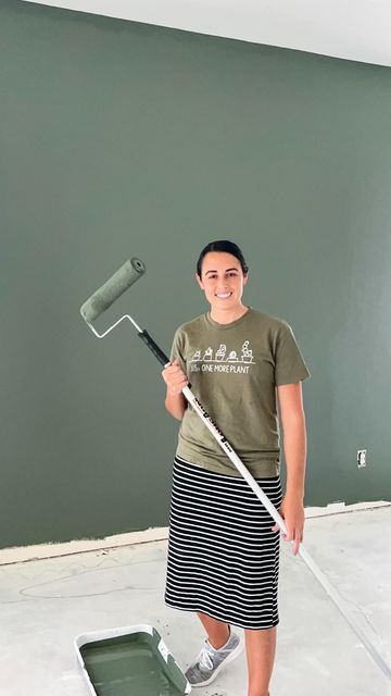 Lynette Yoder on Instagram: "I’m so excited to start making our house a home! ❤️ While I won’t do near all the painting this time, I really want to do the bedrooms myself! We aren’t going to do any fancy accent walls at this point since we’re short on time. But this will suffice for the time being!! Green is probably one of my favorite colors! So stay tuned for more! The color is Pewter Green by @sherwinwilliams . #painting #pewtergreensherwinwilliams #masterbedroom #accentwall #greenbedroom Pewter Green Accent Wall, Pewter Green Sherwin Williams Bedroom, Pewter Green Bedroom, Pewter Green Sherwin Williams, Lynette Yoder, Green Sherwin Williams, Pewter Green, Green Accent Walls, Bedroom Green