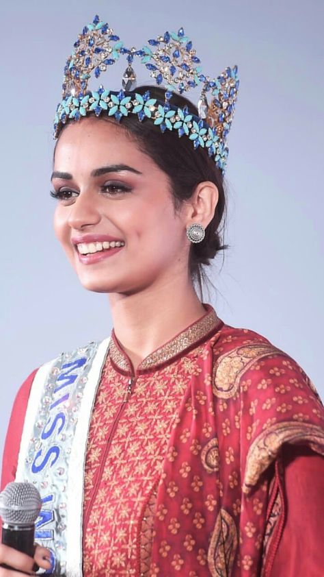 Oscars Award, Manushi Chiller, Manushi Chillar, Manushi Chhillar, Sai Pallavi, Pageant Girls, Yellow Gown, Actress Wallpaper, Miss India