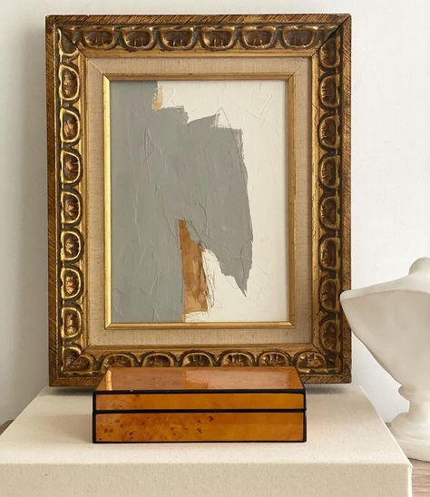 Amanda Carol Eck on Instagram: “When I think of art I think of beauty. Beauty is the mystery of life.” ~ Agnes Martin” Deco House, Agnes Martin, Scene Wallpaper, Vintage Framed Art, Abstract Painting Techniques, Art Frames, London Flat, Art Deco Home, Art Minimaliste