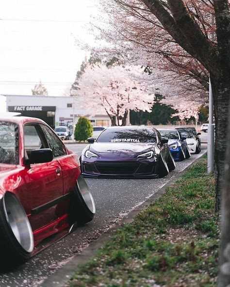 𝘾𝙖𝙢𝙗𝙚𝙧 🔥  @yuki_.fd3s #iconiccars #cars #car Cambered Cars, Camber Cars, Static Cars, Iconic Cars, Weird Cars, Pretty Cars, Cherry Bomb, Car Culture, Vroom Vroom