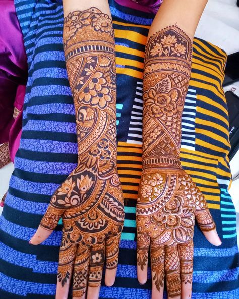 Husband Name Mehndi Designs, Mehandi Art, Leg Mehndi, Bridal Mehandi, Modern Mehndi, Full Mehndi, Mehndi Designs Bridal, Mehndi Designs Bridal Hands, Full Mehndi Designs