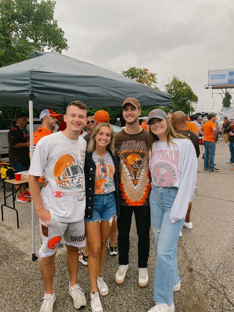 Game Day Football, Tailgate Outfit, Game Day Outfit, Gameday Outfit, Day Outfit, New Adventures, Game Day, Football, Clothes