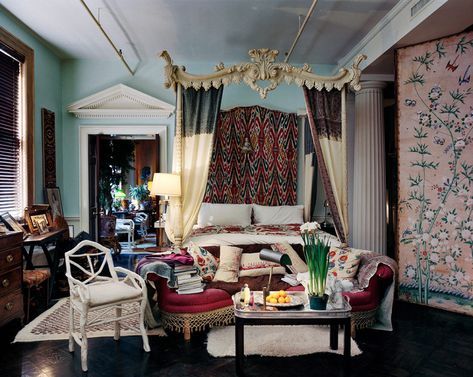 Explore the treasure-filled New York home of art historian John Richardson - The Spaces New York Brownstone, Downtown Lofts, American Houses, New York Homes, Life Well Lived, Art Historian, Best Interior Design, Eclectic Style, Best Interior