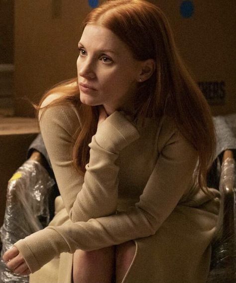 Jessica Chastain Scenes From A Marriage, Jessica Chastain Oscar, Evelyn Ellis, Aubrey Miller, Red Headed League, Scenes From A Marriage, Trending Pins, Actrices Hollywood, Julianne Moore