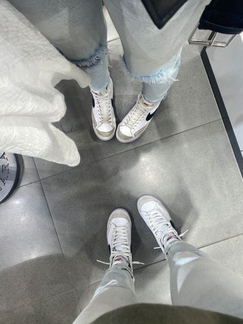 Matching Shoes Best Friends, Nike Blazer Aesthetic, Blazers Nike, Nike Blazers Outfit, Nike Blazers, Outfit Matching, Zara Blazer, Friend Goals, Fit Ideas