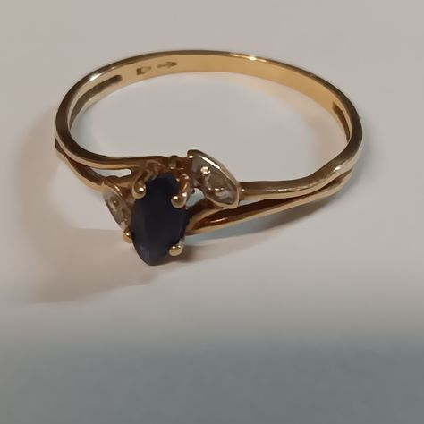 Vintage 10k G Dark Blue Stone Diamond Ring Size 6.5-7 Delicate Band. One Diamond On Each Side Of Dark Blue Stone. Estate Stone Diamond Ring, Ring Color, Blue Stone, Diamond Ring, Dark Blue, Ring Size, Womens Sizes, Size 6, Band