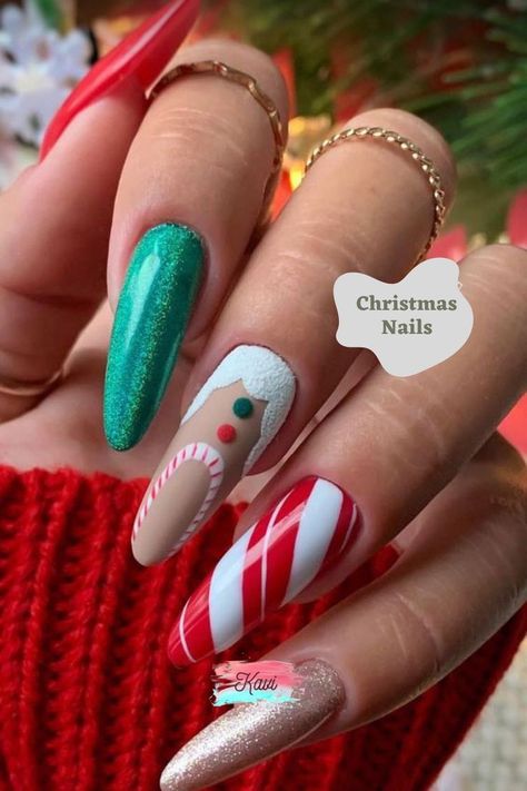 Red And Green Sweater Nails, Red And Green Plaid Nails, Green And Red Christmas Nails, Green Christmas Nails, Nail Art Noel, Christmas Tree Nails, Holiday Nails Christmas, Candy Cane Nails, Red Christmas Nails