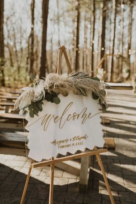 Boho Wedding Blush Pink, Boho Pompous Grass Wedding, Neutral Pine Wedding Ideas, Wedding Signage Boho, Olive Green Boho Wedding, Boho Wedding Sage Green, Seating Chart Wedding Boho, Sage Boho Wedding, Boho Welcome Sign Wedding