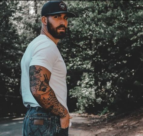 Rugged Tattoo Men, Cowboy With Tattoos, Thoren Bradley Tattoos, Tattooed Cowboy Aesthetic, Tattooed Cowboy, Thor Bradley, Thoren Bradley, Bradley Thor, Lumberjack Men