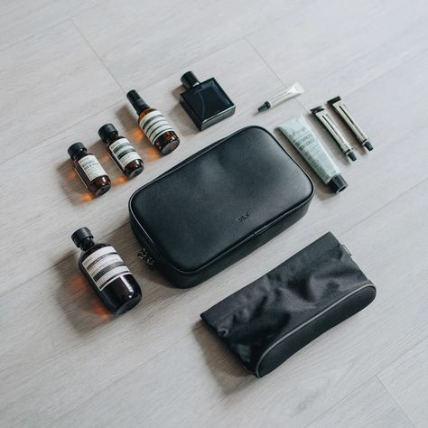 ULX Dopp Kit | Minimal Tech & Wash Bag | Black New York Vibes, Beautiful Butterfly Photography, Leather Dopp Kit, Mens Toiletry Bag, Handbag Essentials, Tactical Bag, Body Care Routine, Dopp Kit, Vegan Bags