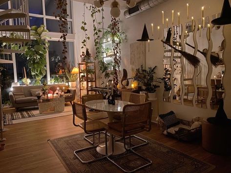 Cabin Style Living Room, The Season Of The Witch, Lots Of Plants, Season Of The Witch, Dream Apartment, Dream House Interior, Apartment Inspiration, The Witch, Dream House Decor