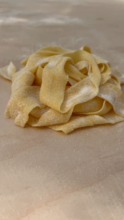 the_pastaqueen on Instagram: Making homemade pasta is NOT impossible. My guiding rule is 100gr of all purpose flour (Italian flour 00) to one egg. This can change… Italian Flour, Making Homemade Pasta, The Pasta Queen, Pasta Queen, Pasta Italiana, Egg Pasta, One Egg, Italian Lifestyle, Pasta Fresca