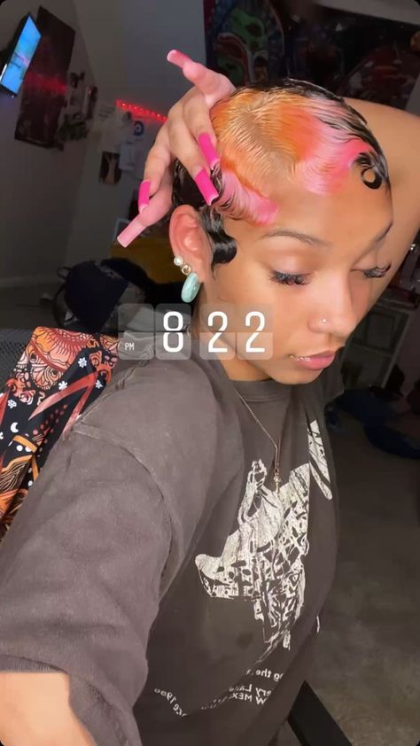 Short Color Hairstyles For Black Women, Skunk Stripe Finger Waves, Finger Waves Short Hair Color, Dyed Finger Waves, Colored Finger Waves, Skunk Stripe Short Hair, Red Finger Waves, Pink Finger Waves, Dyed Twa