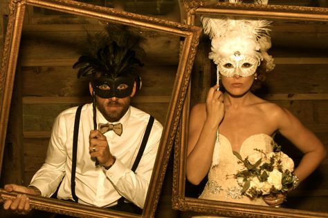 Masquerade Photos - Wedding Photobooth Mascara Party, Mascarade Wedding, Mascarade Party, Mardi Gras Wedding, Masquerade Party Decorations, Masquerade Prom, Masquerade Ball Party, Mardi Gras Centerpieces, Fest Temaer