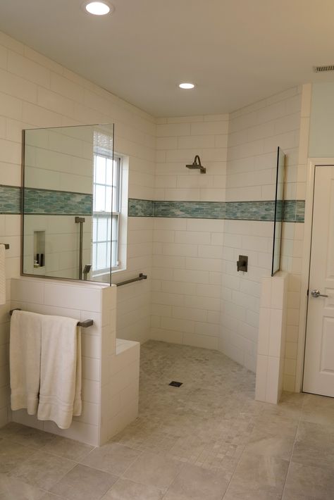 New curbless shower stall complete with a transfer seat Bathroom Handicapped, Wheelchair Accessible Shower, Mom Bathroom, Bathroom Concepts, Accessible Bathroom Design, Walk In Shower Designs, Large Bathroom, Accessible Bathroom, Ensuite Bathroom