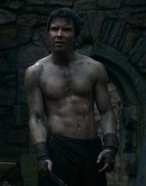 Joe Dempsie  NOM! Game of Thrones <3 Gendry Game Of Thrones, Gendry Waters, Emma Stone And Andrew Garfield, Joe Dempsie, Game Of Thrones Men, Female Filmmaker, Game Of Thrones 3, Game Of Thrones Books, I Love Games