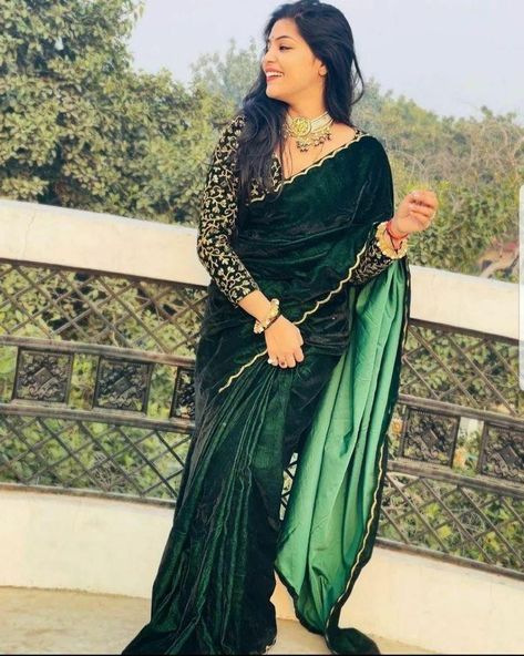 Green Velvet Saree, Saree Velvet, Velvet Saree, Sabyasachi Sarees, Embroidery Border, Latest Bridal Dresses, Fancy Kurti, Saree Blouse Patterns, Saree Designs Party Wear