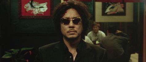 Oldboy 2003, College Boyfriend, Park Chan Wook, Best Action Movies, Movies For Boys, Production Design, Foto Art, George Clooney, Good Movies To Watch