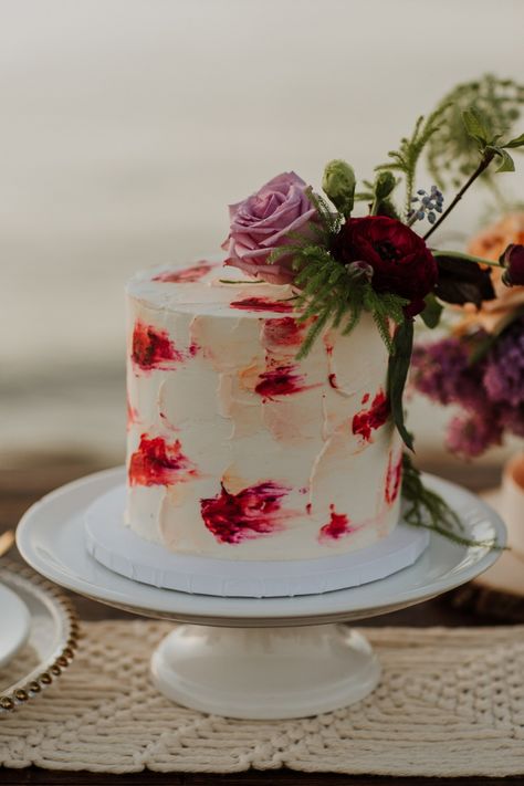 Red & White Watercolor Cake | Boho Beachfront Styled Elopement at Sunset Cliffs, CA | Jordan & Cameron White And Red Birthday Cake, Red And White Cake Design, Red And White Birthday Cake, Red White Cake, Red And White Cake, Red Birthday Cake, Wedding Cake Marble, Cake Boho, Cake Marble