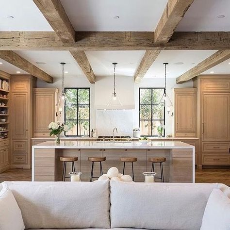 Kitchen Ceiling Design, European Home Decor, Kitchen Ceiling, Versace Home, Modern Farmhouse Kitchens, Wood Beams, Farmhouse Living, Beautiful Kitchens, Open Concept