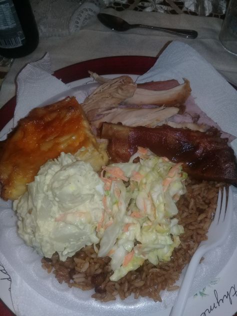 Bahamian Meal, Ham, Turkey, Ribs, Baked Macaroni, Potato Salad, Slaw Patato Salad, Turkey Ribs, Bahamian Food, Baked Macaroni, Food Drinks Dessert, Yummy Yummy, Food Drinks, Yum Yum, Food Photo