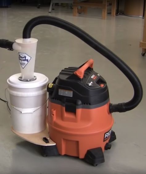 Small Shop Dust Collection, Dust Collection System Diy, Shop Vac Dust Collector Diy, Shop Vac Storage, Workshop Dust Collection, Dust Collector Diy, Dust Deputy, Shop Dust Collection, Garage Workshop Layout