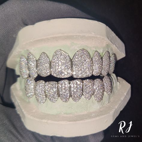 Grillz Men, Teeth Images, Grillz Teeth, Diamond Grillz, Diamond Teeth, Gold Grillz, Grills Teeth, Grilling Gifts, Mold Kit