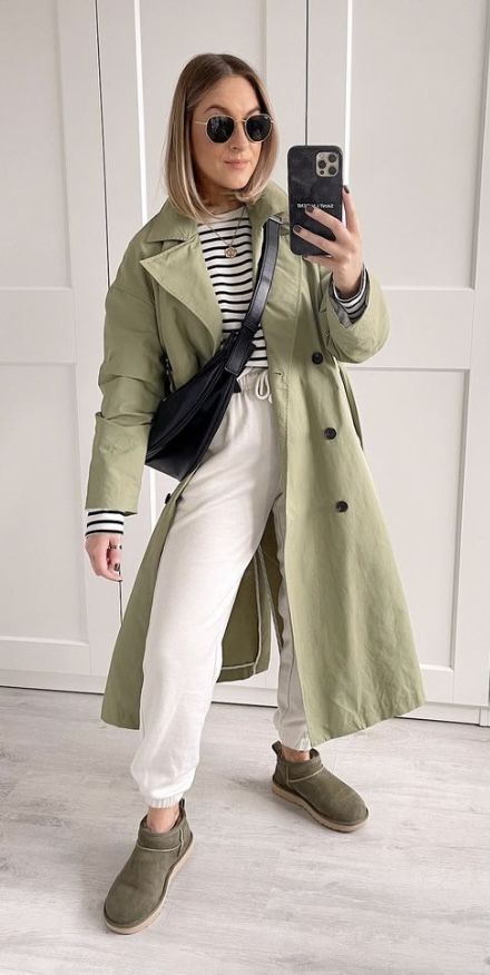 Green Trench Coat Outfit Spring, Sage Trench Coat Outfit, Sage Green Trench Coat Outfit, Light Green Trench Coat Outfit, Olive Green Coat Outfit Winter, Winter To Spring Transition Outfits 2024, Olive Green Trench Coat Outfit, Olive Coat Outfit, Olive Trench Coat Outfit