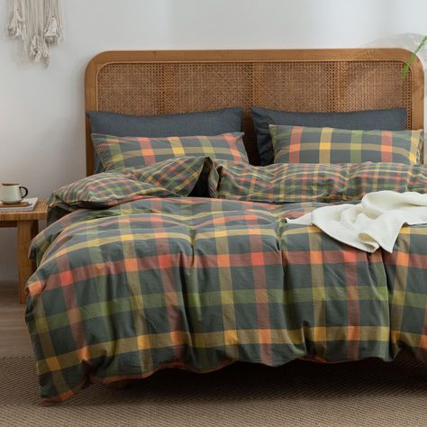 PRICES MAY VARY. 【Material】Buffalo Plaid Duvet cover made from washed cotton with high density weave,natural,breathable,fast sweat absorption,fade-resistant,definitely working for all gentle skins. 【Modern Design】A farmhouse look plaid gingham duvet covers with Orange,Grey,Green,Yellow,Red - blend together offer a classic and rustic look,colors available tend to be neutral and can easily bring a relaxed, lived-in look to any room's decoration especially the vintage style. 【Size & Package】3 Piece Red Comforter Bedroom Ideas, Men’s Bedding, Green And Orange Bedding, Boys Camping Bedroom, 90s Apartment Aesthetic, Vintage Little Boys Room, Rustic Boys Bedroom, Queen Bed Comforter Set, Mens Bedding