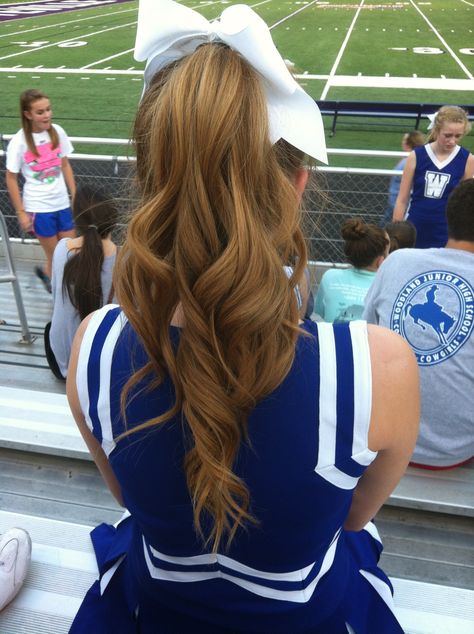 Curled High Ponytail Cheer, Cute Hairstyles For Football Games, Hairstyles For Football, Hairstyles For Football Games, Cheer Ponytail, Cheerleader Hair, Football Friday, Cheer Things, Cheerleading Hairstyles