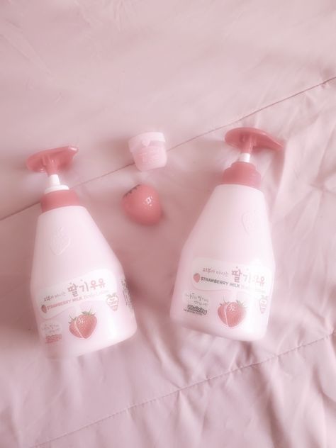 Strawberry lotion and cleanser, pink Vaseline and strawberry lip balm.
(My photo) Pink Vaseline, Strawberry Body Cleanser, Strawberry Milk Cleanser, Strawberry Lotion, Strawberry Milk Lotion, Strawberry Body Wash Products, Strawberry Milk Body Lotion, Strawberry Lotion Korean, Korean Strawberry Milk Body Wash