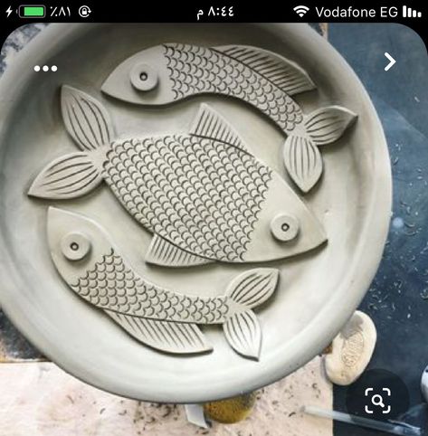 Pottery Fish Platter, Pottery Fish Ideas, Fish Ceramics Pottery, Fish Clay Art, Fish Pottery, Ceramic Fish Plate, Pottery Fish, Fish Ceramic, John Dory