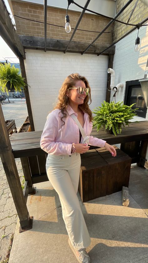 Spring outfit, light coloured pants, white pants, pink jacket outfit, patio drinks, patio outfit, outfit inspo Light Pink Jacket Outfit, Patio Outfit, Patio Drinks, Pink Jacket Outfit, Pastel Jacket, Light Pink Jacket, Outfit Pink, Jacket Outfit, Pants White