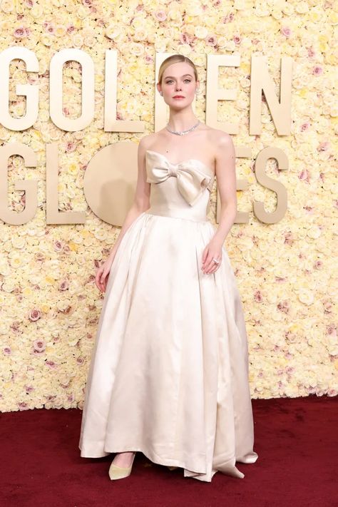 Elle Fanning Red Carpet, Tyler James, Jeannie Mai, Sarah Snook, Justin Hartley, Trendy Bows, Skai Jackson, Keri Russell, Golden Globes Red Carpet