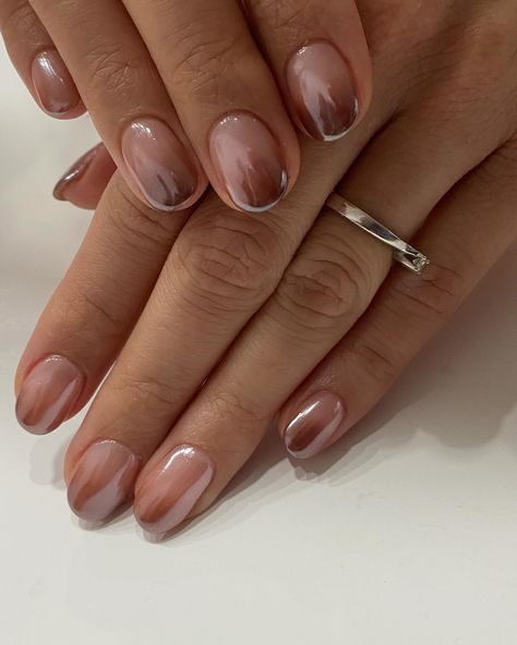 Ombre Natural Nails Short, Fall Nail With Design, Gel Nails Tips Ideas, Ombré Nails Fall, Faded French Tip Nails, Mocha Swirl Nails, Hombre Fall Nails, Ombre Autumn Nails, Ombre Nails Designs Ideas