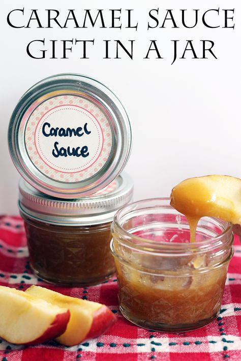 Easy caramel sauce recipe - an easy gift idea for anyone on your list! Caramel Sauce Gift, Easy Caramel Sauce, Foot Scrub Recipe, Recipe Gift, Gift In A Jar, Caramel Sauce Recipe, Easy Caramel, Caramel Recipes Sauce, Homemade Caramel Sauce