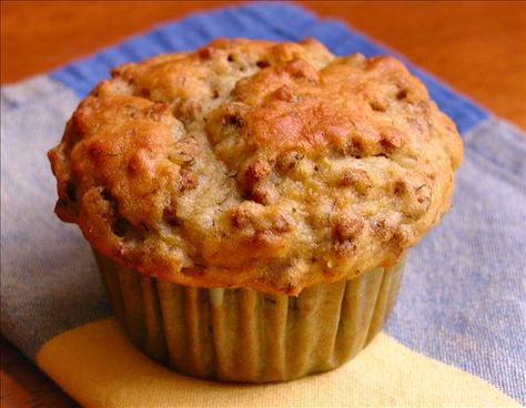 A great muffin recipe! Used 1 cup of oat flour and 1/2 cup of AP flour instead of 1 1/2 cups of AP flour. Substituted 1/4 cup of sugar for Splenda. Added 1/3 cup of blueberries. Breaded Ranch Chicken, Bran Muffin Recipes, Baked Fish Fillet, Yogurt Muffins, Bran Cereal, Fiber One, Bran Muffins, Yogurt Flavors, Yummy Chicken Recipes