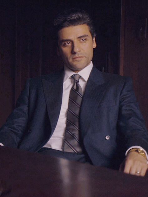 Oscar Isaac as Abel Morales in "A Most Violent Year" (2014) A Most Violent Year, Oscar Isaac, Black Families, 50 Shades Of Grey, Moon Knight, Norman Reedus, Shades Of Grey, Quick Saves