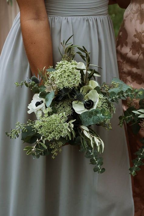 Small Green Wedding Bouquet, Olive Green Bridesmaid Bouquet, Simple Green Bouquet, Dark Green Bridesmaid Bouquet, Queen Anne’s Lace Bouquet, White And Green Bridesmaid Bouquet, Simple Bridesmaid Bouquet, Greenery Bridesmaid Bouquet, Green Bridesmaid Bouquet