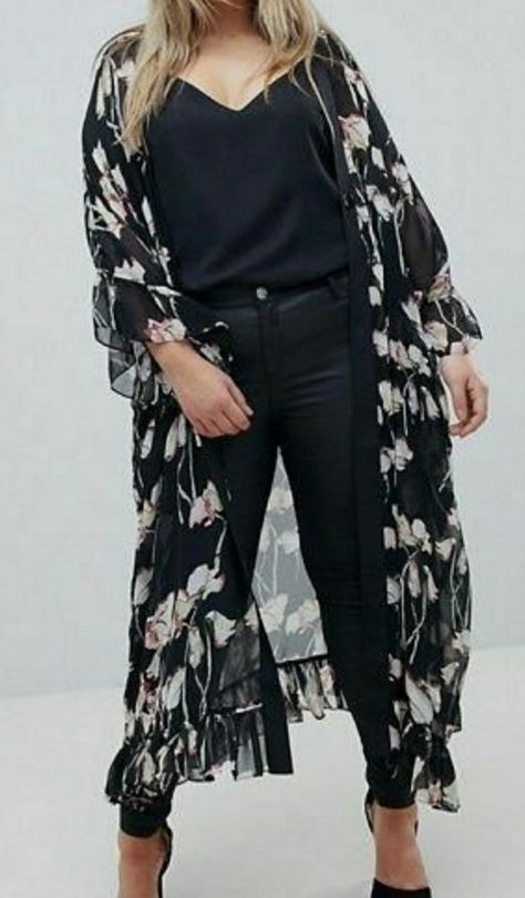 How To Wear Kimono, Outfit Essentials, Clothes Plus Size, Plus Size Kimono, Big Clothes, Womens Clothes, Trendy Plus Size Clothing, Plus Size Fashion For Women, Plus Size Kleidung