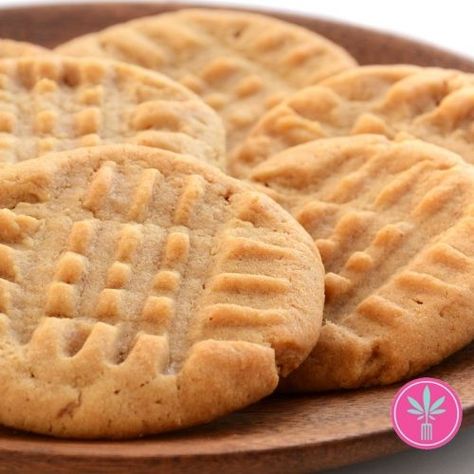 Cannabutter Cookies, Cannabutter Recipe, Cookies Peanut Butter, Cannibis Recipes, Pot Cookies, Classic Peanut Butter Cookies, Easy Peanut Butter Cookies, Chunky Peanut Butter, Peanut Butter Cookie Recipe