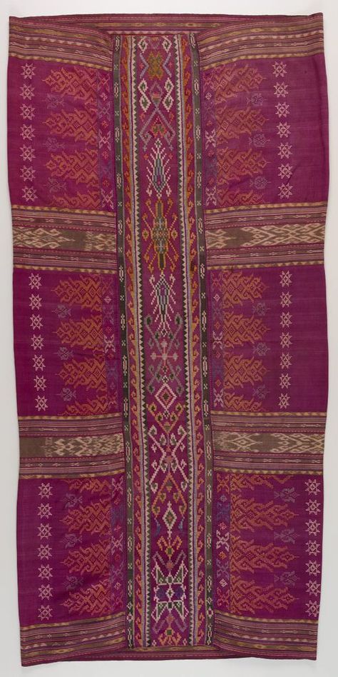 Enclosed skirt ( malong landap), 20th century by Maranao :: | Art Gallery of NSW Geometric Wallpaper Texture, Ayala Museum, Backstrap Loom, Ikat Design, Indigenous People, Motif Design, Geometric Wallpaper, Small Island, Antique Shops