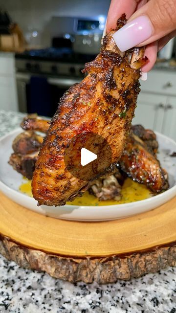 Jerk Turkey Wings, Grilled Turkey Recipes, Bake Turkey Wings Recipe, Turkey In Oven, Jerk Turkey, Wings Recipe Baked, Smoked Turkey Wings, Jerk Chicken Wings, Baked Turkey Wings