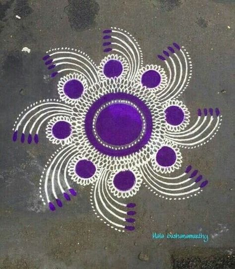 Simple And Easy Rangoli Designs, Simple And Easy Rangoli, Simple Art Designs, New Year Rangoli, Easy Rangoli Designs Videos, Very Easy Rangoli Designs, Rangoli Designs Simple Diwali, Rangoli Simple, Latest Rangoli