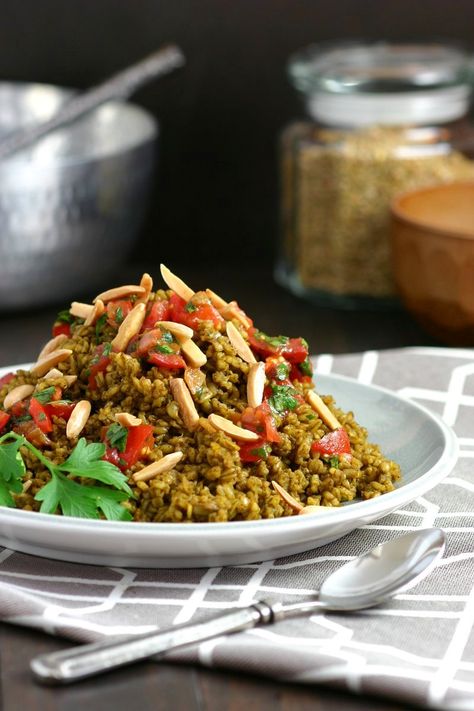 Freekeh Recipes, Toasted Almonds, Middle Eastern Recipes, Polenta, Caramelized Onions, Asian Recipes, Quinoa, Side Dishes, Vegan Recipes