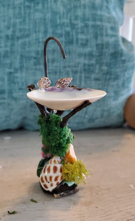 Fairy Furniture Ideas, Diy Fairy Accessories, Fairy Garden Furniture Diy, Homemade Fairy Garden Ideas, Fairy Teepee, Fairy Furniture Diy, Fairy Kitchen, Fairy Miniatures, Whimsical Fairy Garden