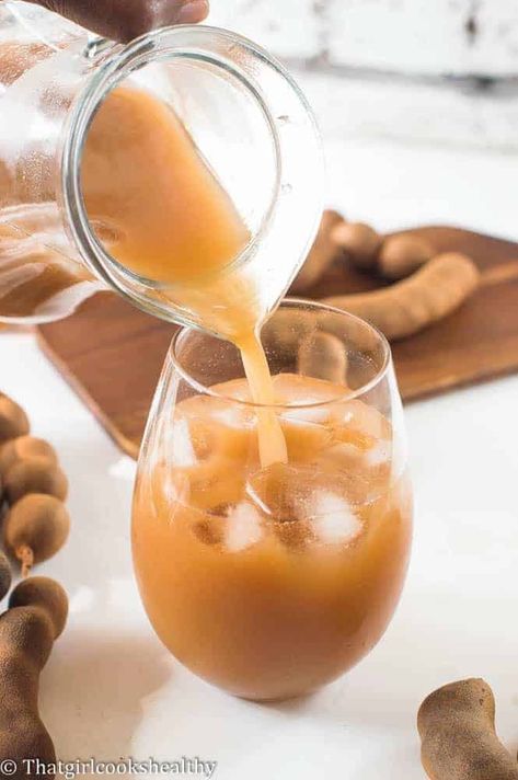 Tamarind Water, Tamarind Recipes, Tamarind Juice, Veggie Juice, Lemon Diet, Lemon Detox, Detox Juice Recipes, Natural Detox Drinks, Girl Cooking